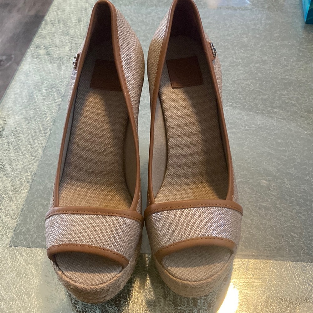 Tory Burch peep toe sandal